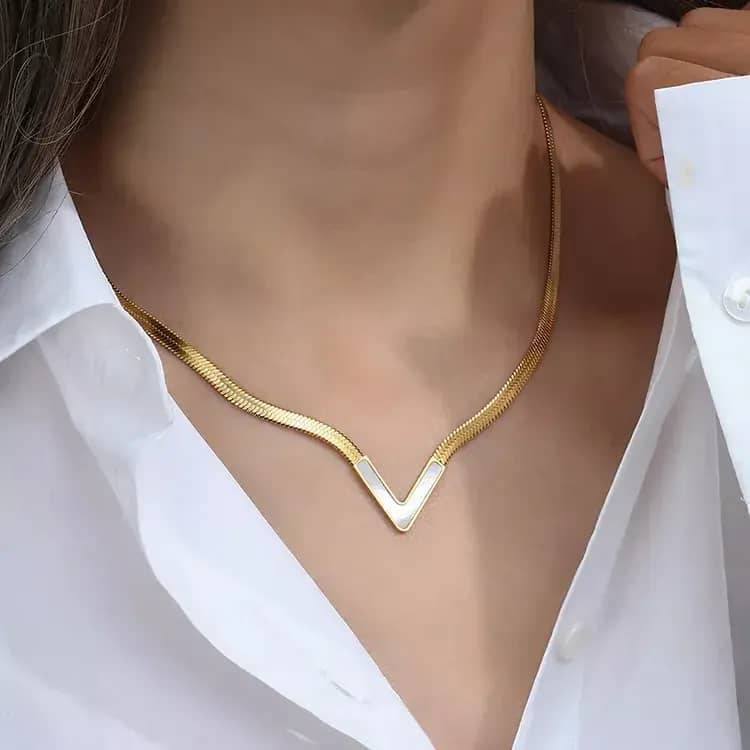 Gold-Tone Herringbone Chain Necklace with White V-Accent ✨🌟🤍