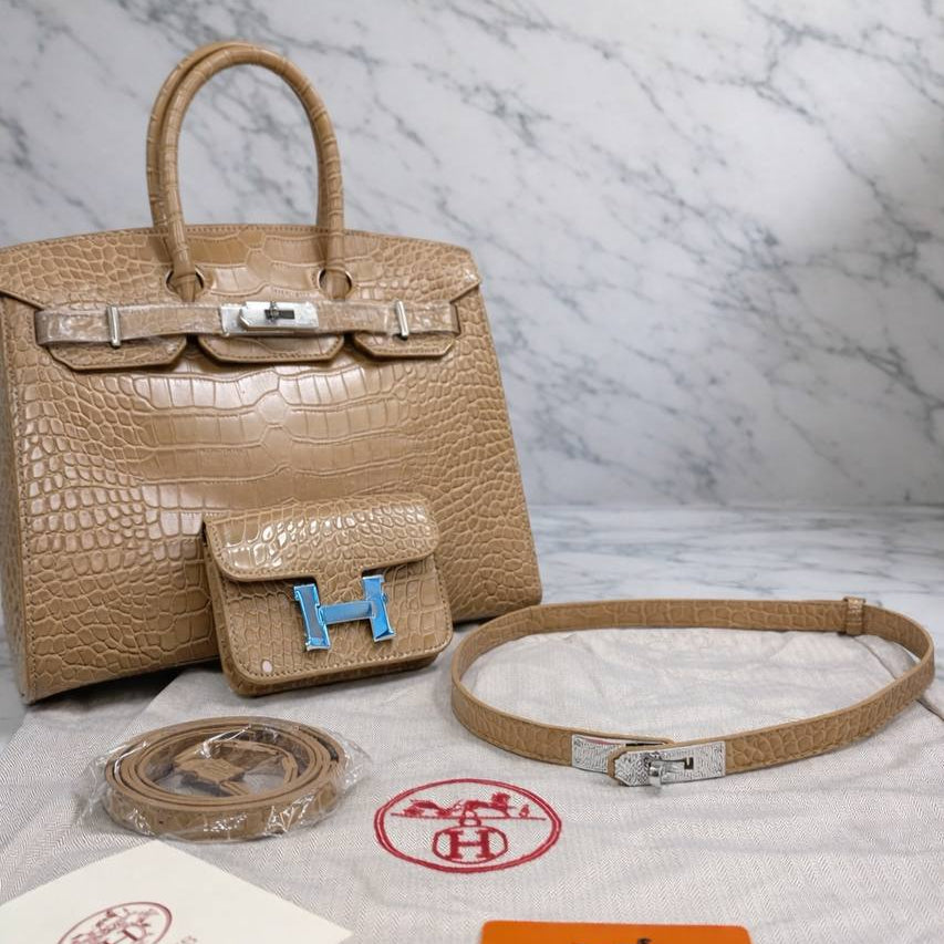 Hermes Crocodile Pattern Handbag Set with Matching Wallet and Belt 👜✨🍷