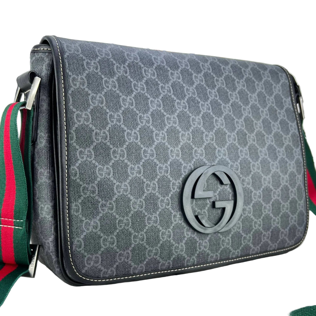 Gucci GG Supreme Messenger Bag with Web Strap 👜✨🇮🇹