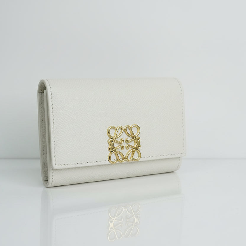 Loewe Anagram Trifold Wallet in Pebble Grain Calfskin 🩶✨👜