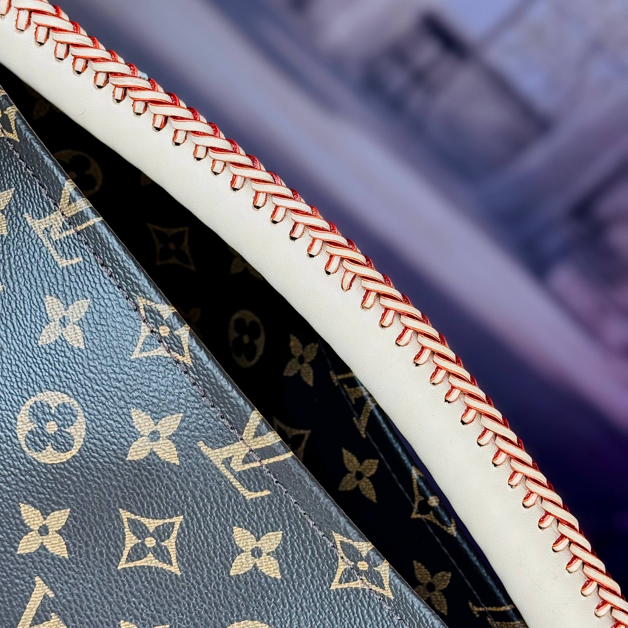 Louis Vuitton Monogram Pochette Metis Baseball Stitching Brown ⚾🤎✨