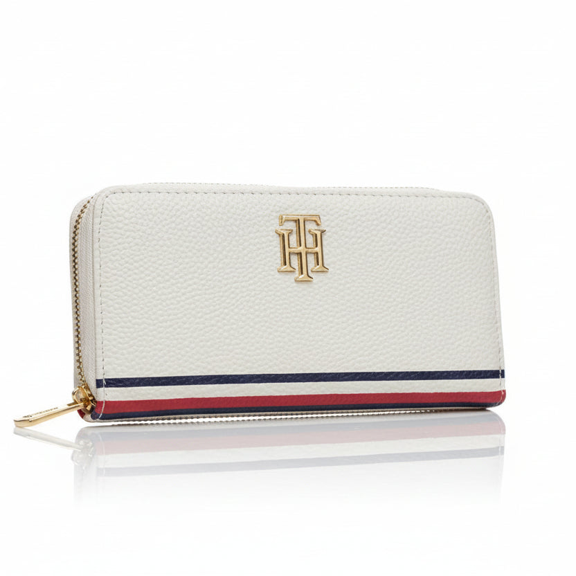 Tommy Hilfiger Pebble Leather Stripe Continental Wallet 🤍 👜 ✨