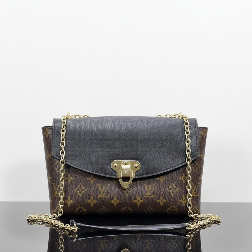 Louis Vuitton Monogram and Black Leather V-Flap Chain Shoulder Bag 👜✨👑