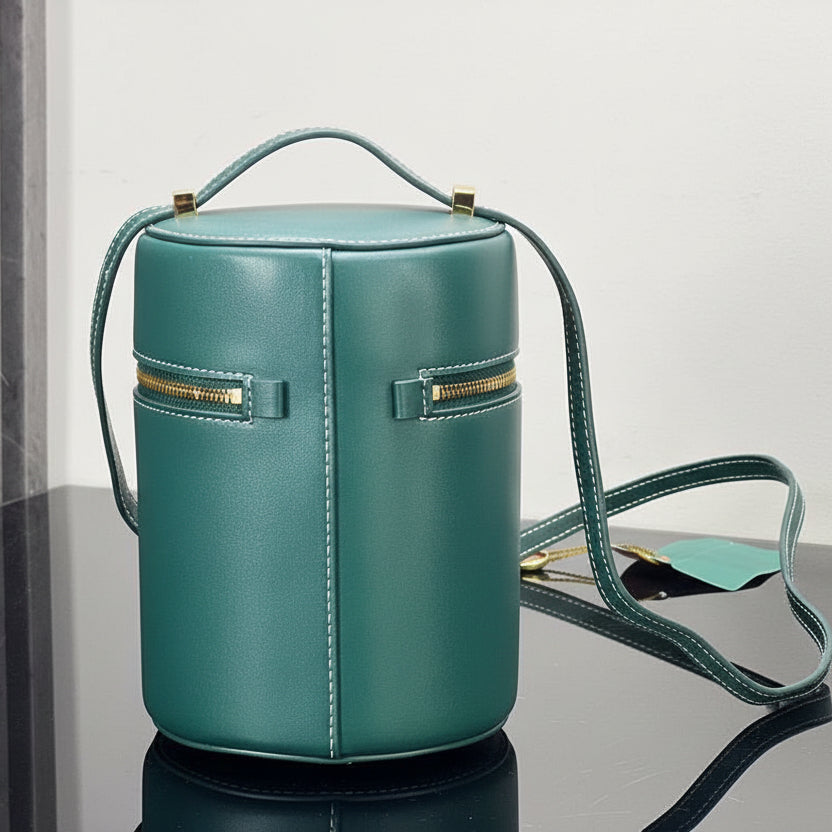 Loro Piana Extra Pocket L19 Cylindrical Bag in Emerald Green 🌲👜✨
