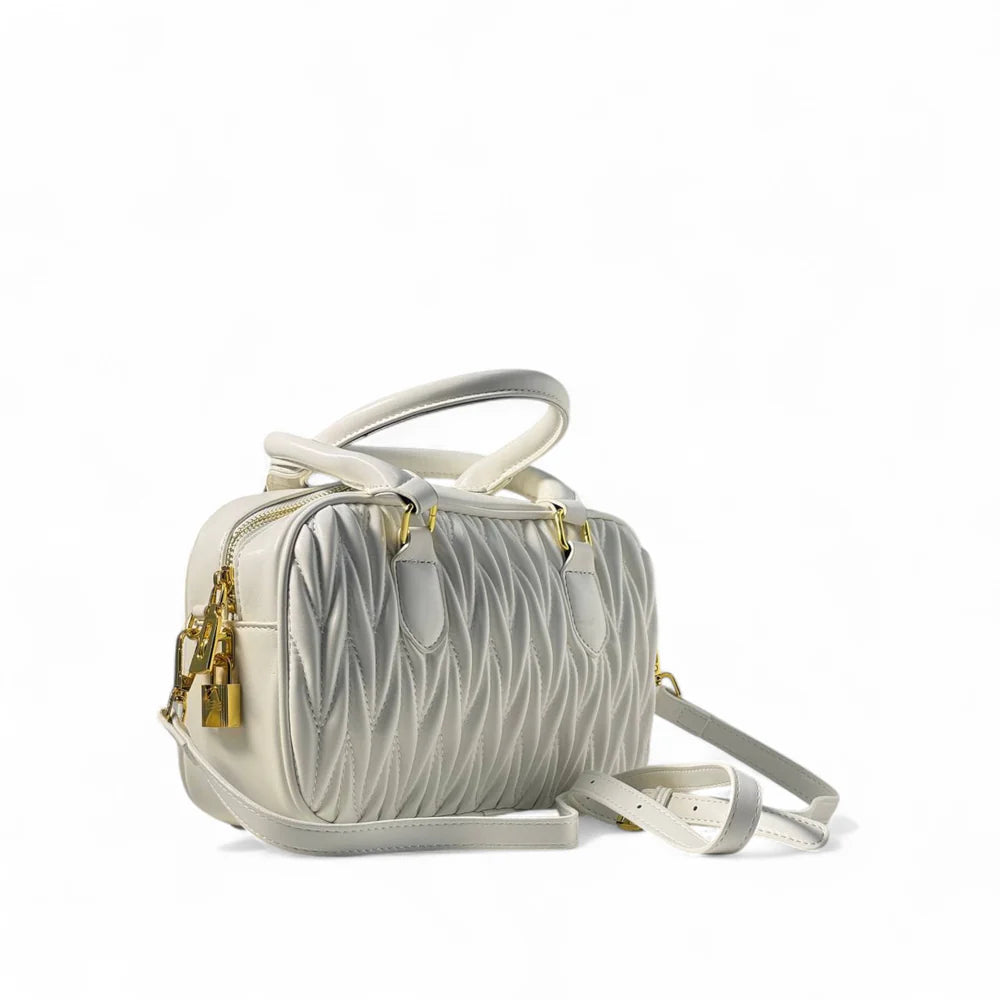 🤍 Miu Miu Matelassé Leather Mini Bowling Bag 🌟