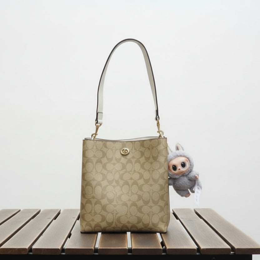 Coach Willow Bucket Bag in Signature Canvas 👜✨🏙️