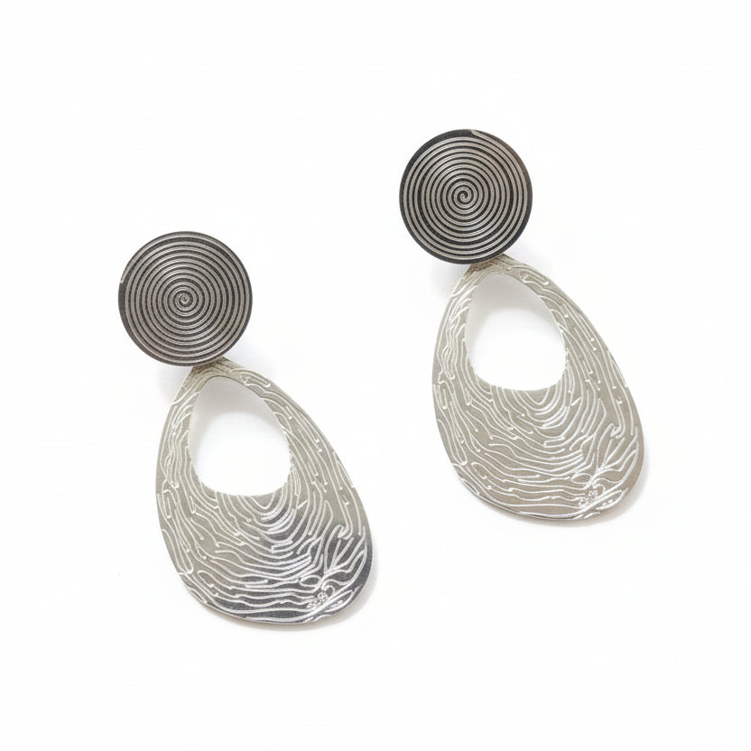 Silver Swirl Textured Teardrop Earrings 🌀✨🩶
