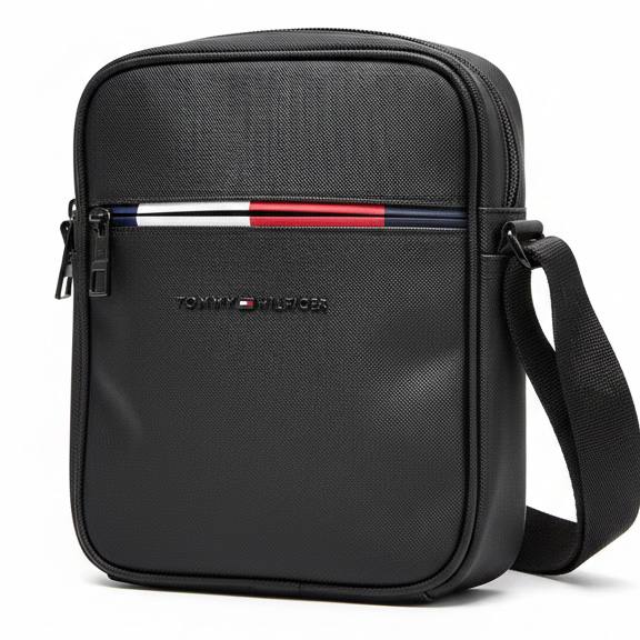 Tommy Hilfiger Essential Reporter Bag in Black Saffiano 💼 🏙️ ✨