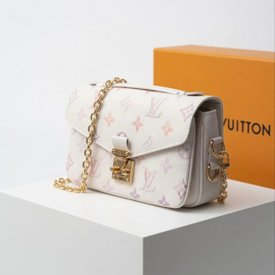 Louis Vuitton Pochette Métis in Pastel Monogram Canvas 👜✨🌸
