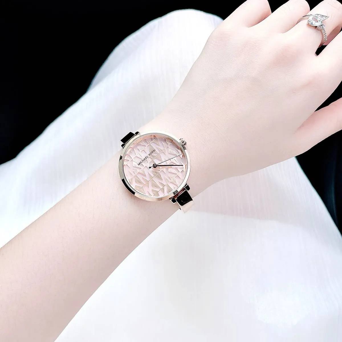 Michael Kors Slim Runway Rose Gold Bangle Watch ⌚✨💖