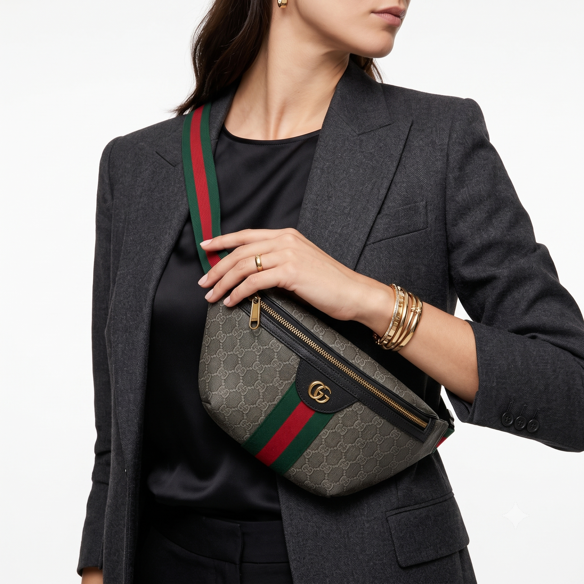 Gucci GG Supreme Canvas Belt Bag with Signature Web Stripe 👜✨