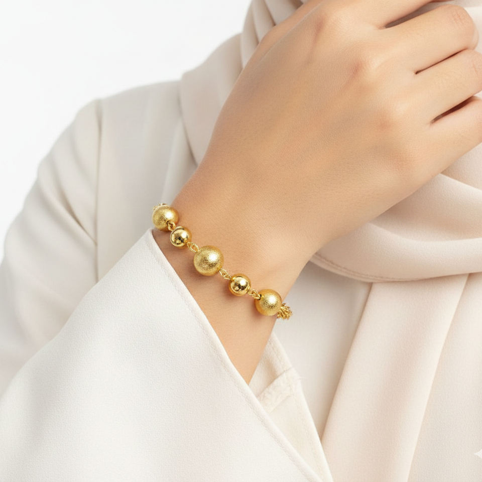 Elegant 24K Gold Textured Bead Charm Bracelet ✨🟡💫