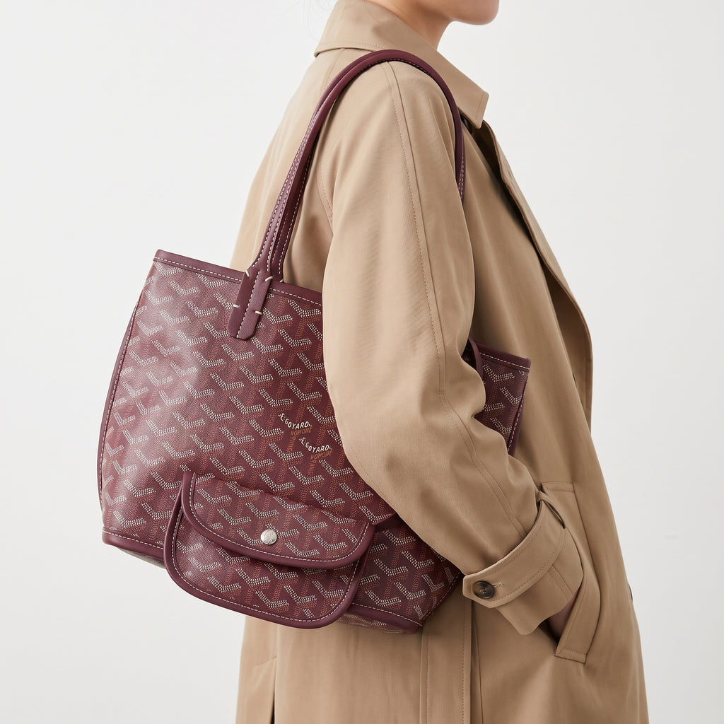 Classic Goyard Style Tote Bag with Matching Pouch