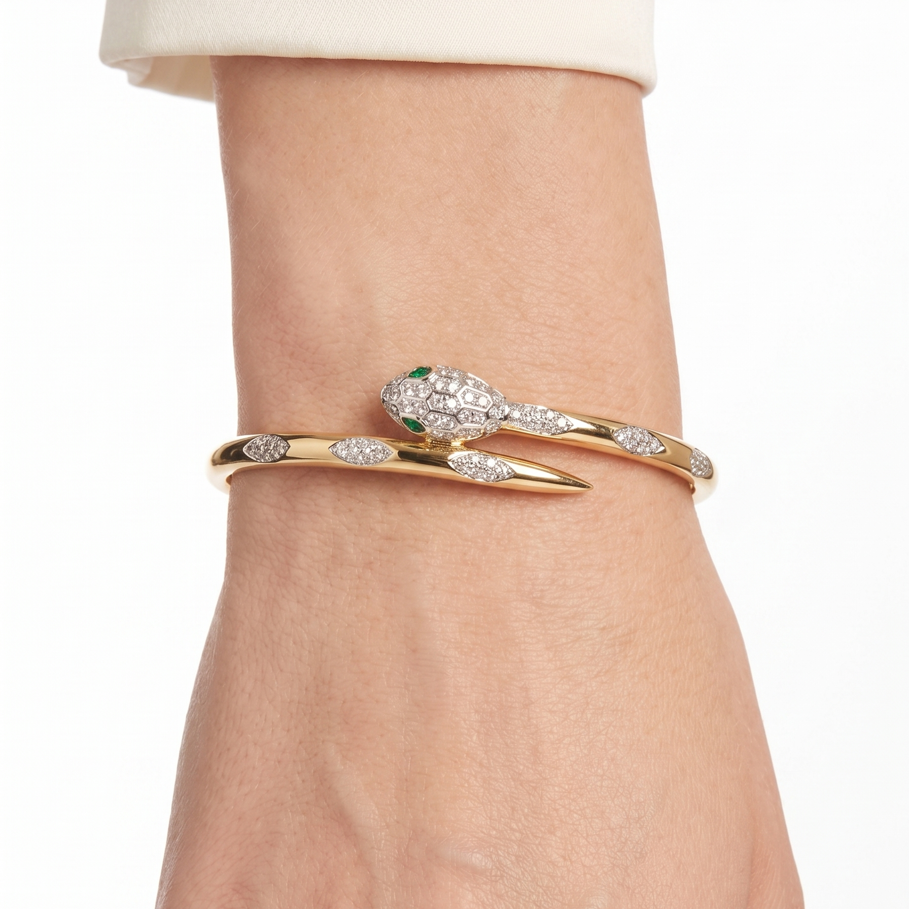 Luxury Serpentine Diamond and Gold Bangle 🐍✨💎