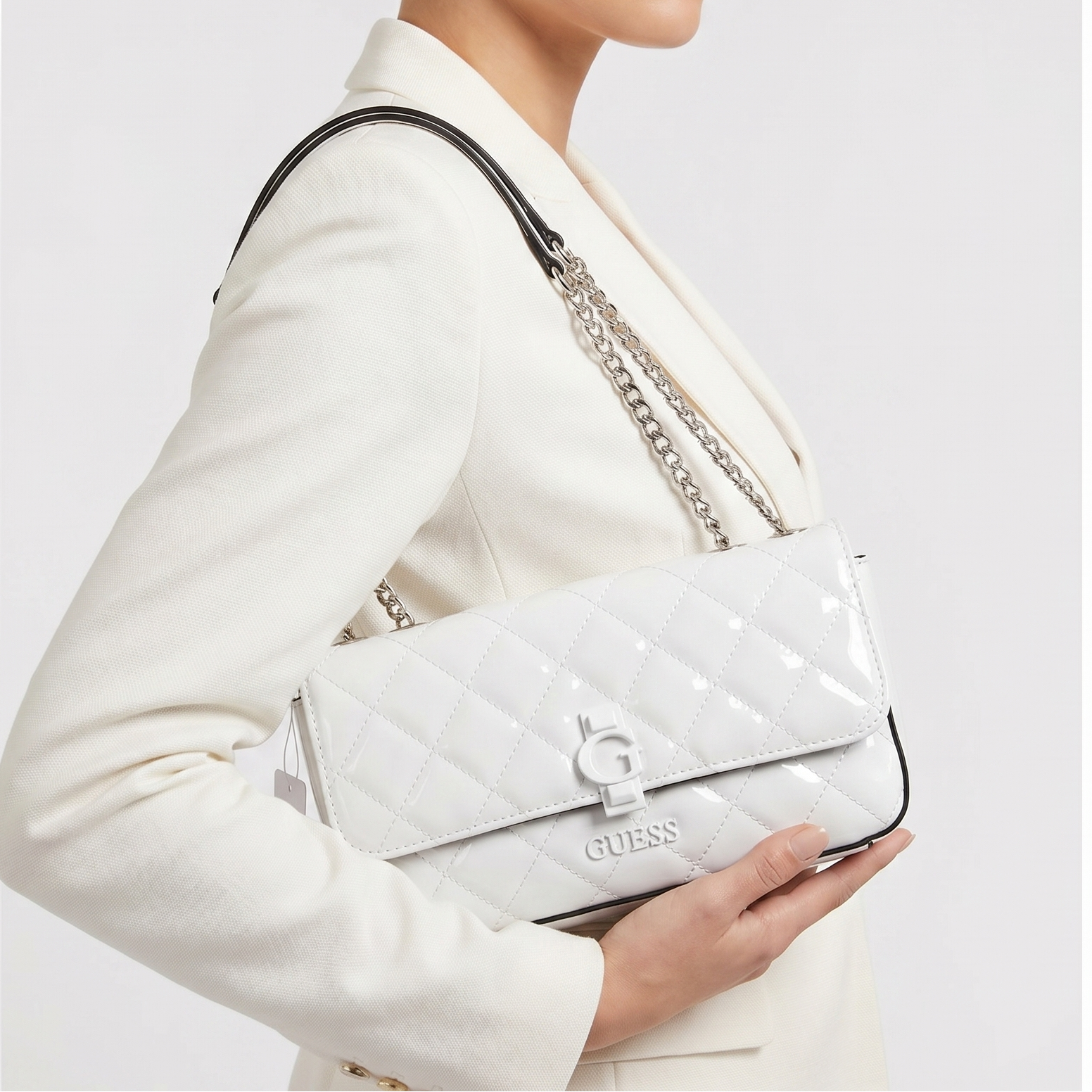 Guess White Shiny Leather Bag 🤍✨