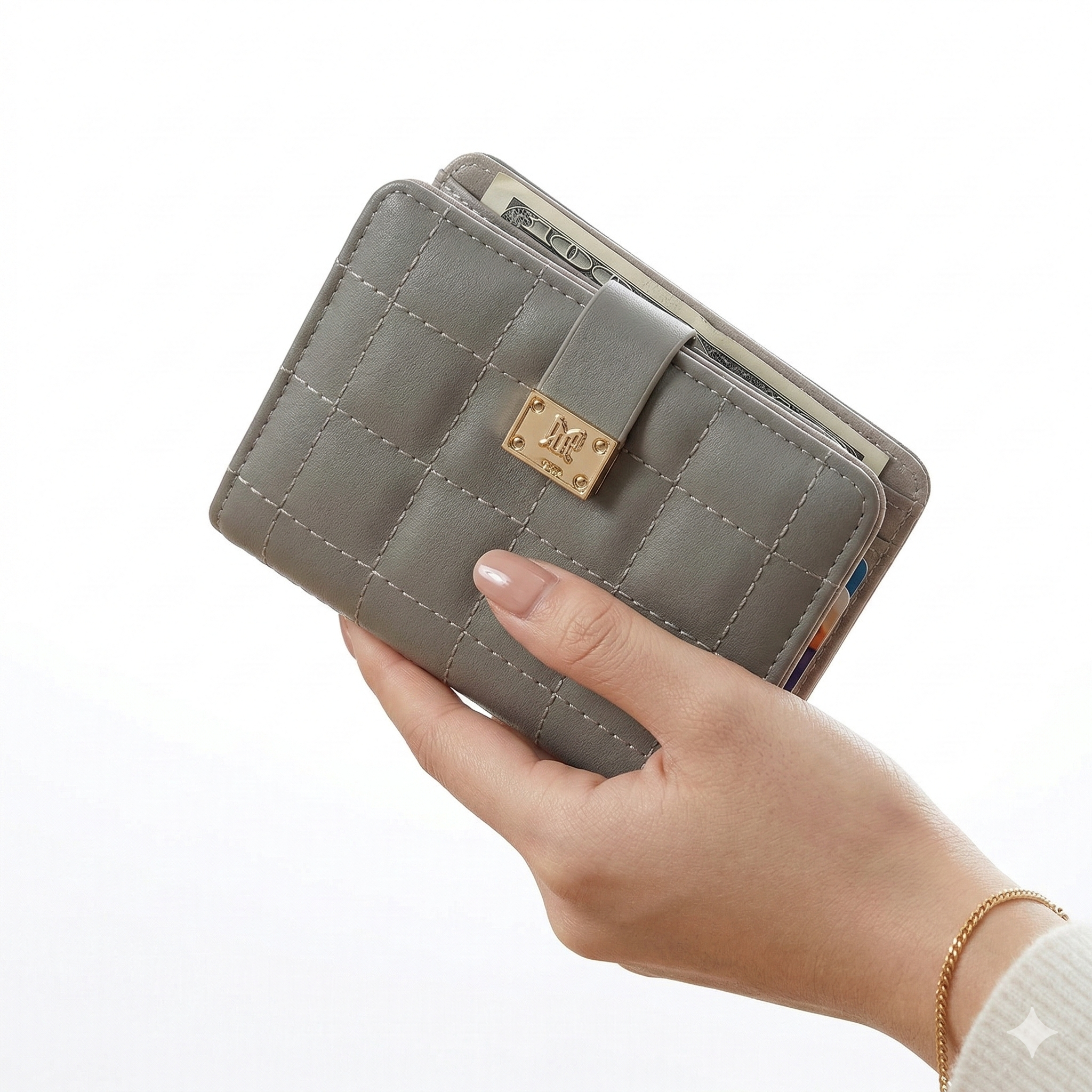 Quilted Wallet 🖤🤎 Stylish Compact Clutch