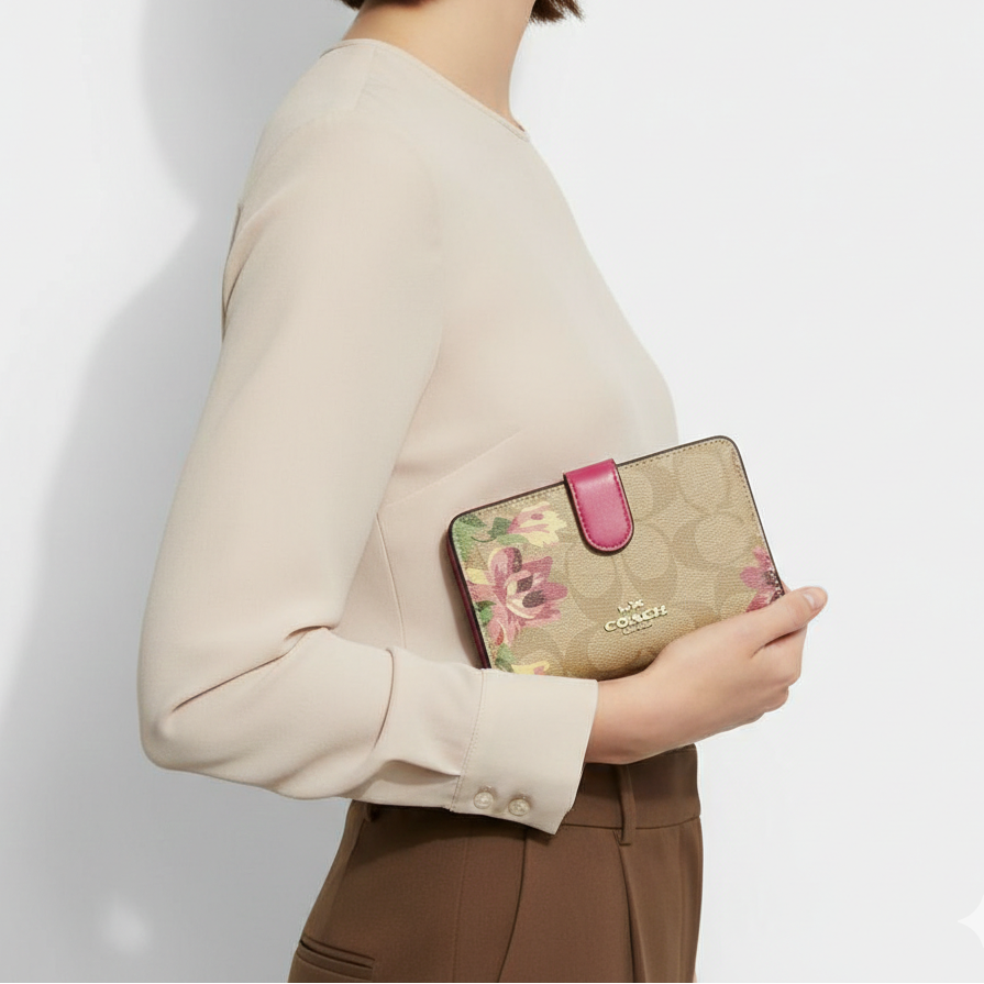 Coach Signature Floral Print Medium Corner Zip Wallet 🌸✨💼