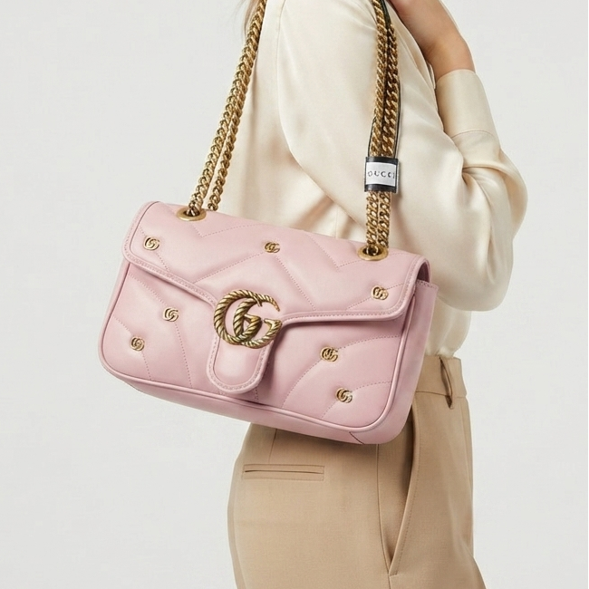 Gucci GG Marmont Quilted Leather Shoulder Bag in Pink