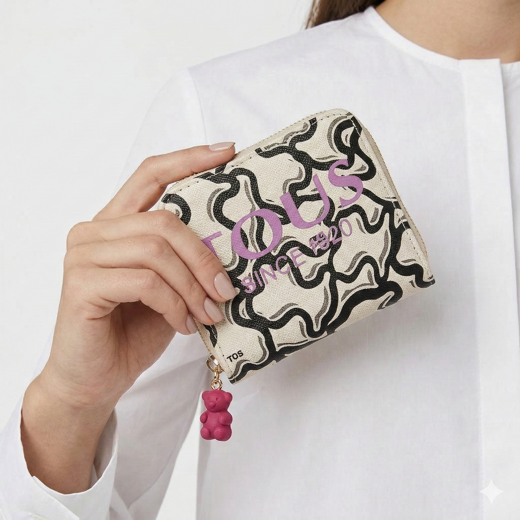TOUS Compact Wallet 🧸
