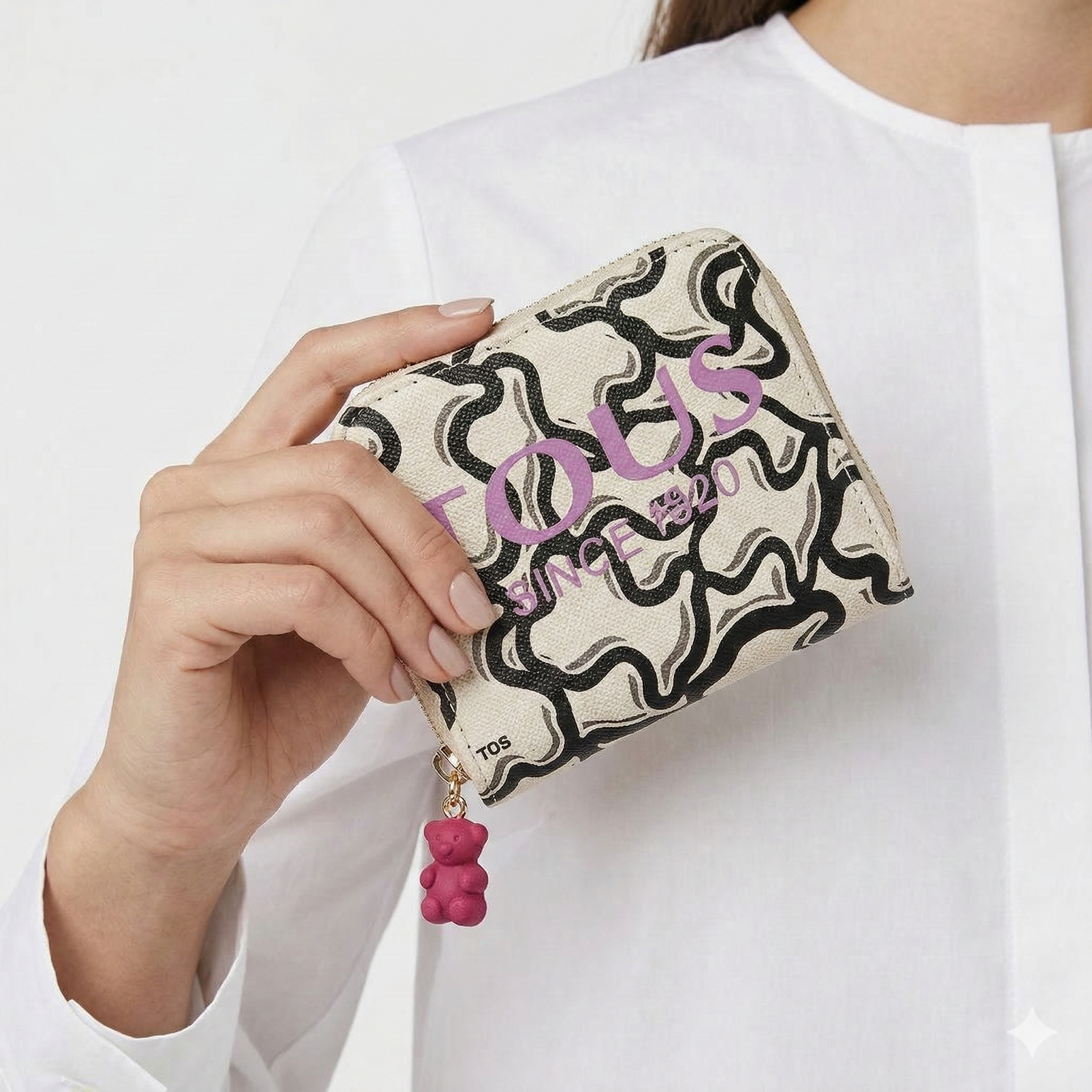 TOUS Compact Wallet 🧸