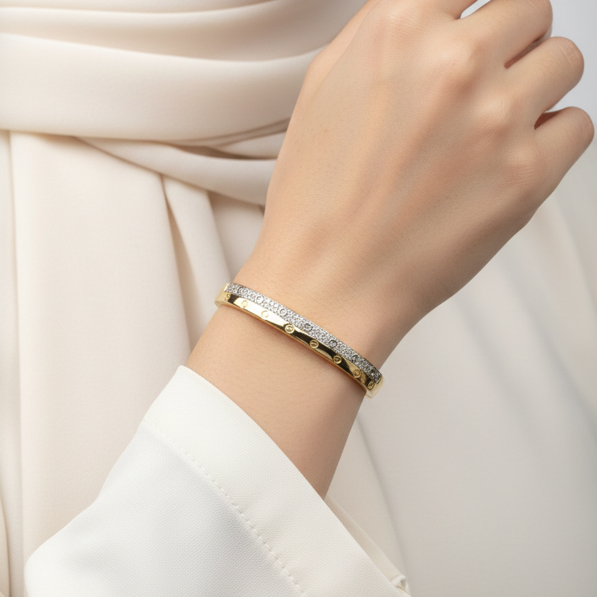 Jewelry Gold Bangle with Diamond Inlay Details ✨💎👑