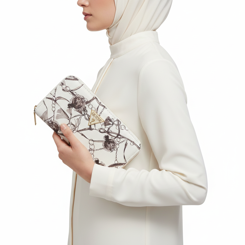 🐴 GUESS Equestrian Chain Print Zip-Around Continental Wallet 🤍