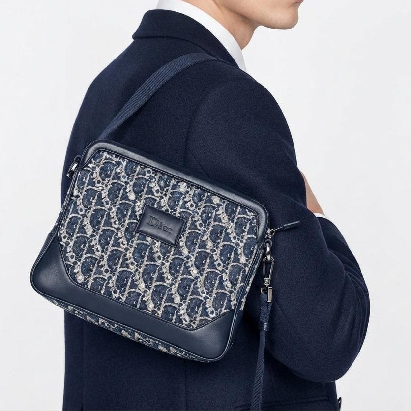 Dior Oblique Jacquard Messenger Bag in Navy Blue