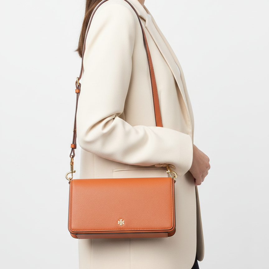 Tory Burch Robinson Crossbody Bag with Signature Logo 👜✨