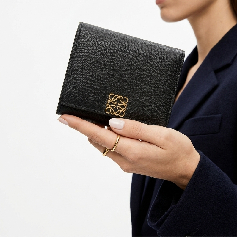 Anagram Trifold Wallet Loewe ✨ 💼 🐂