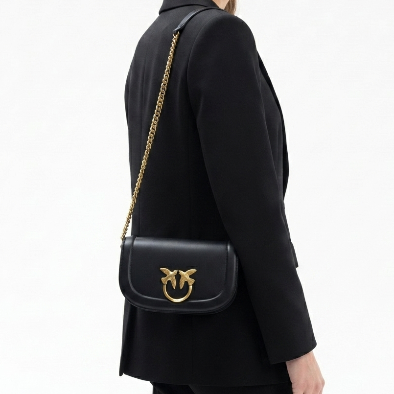 Pinko Shoulder Bag with Signature Gold-Tone Bird Hardware 🕊️✨