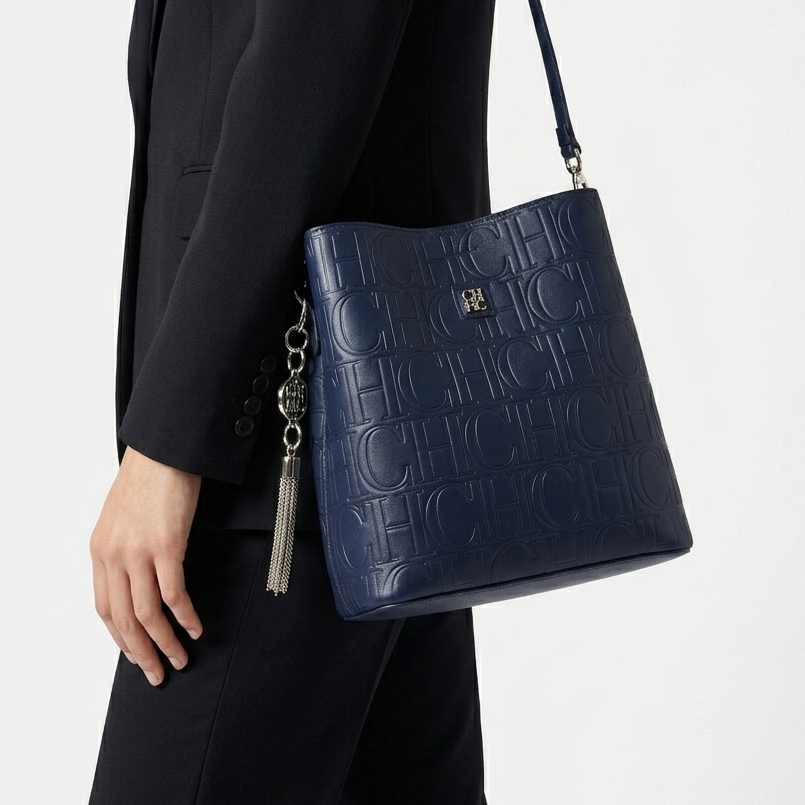 CH Bag: Chic Shopping Tote 🖤💙💚