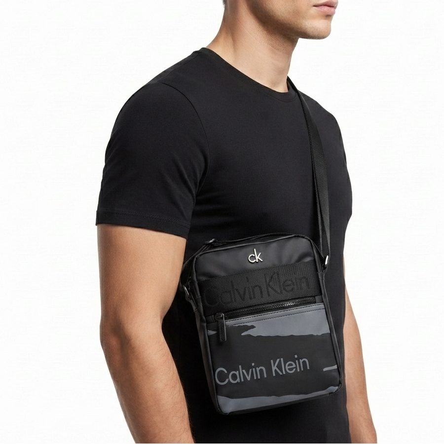 Calvin Klein Jeans Modern Contrast Crossbody Bag