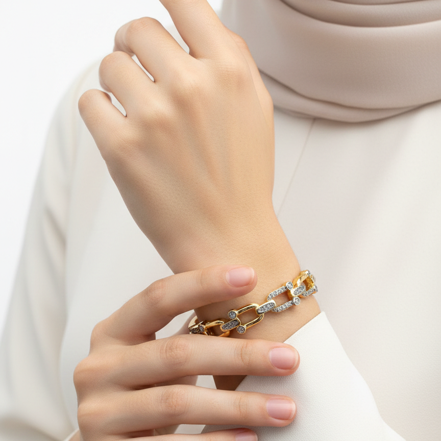 Jewelry Diamond-Accented Gold Link Bangle ✨💛💎