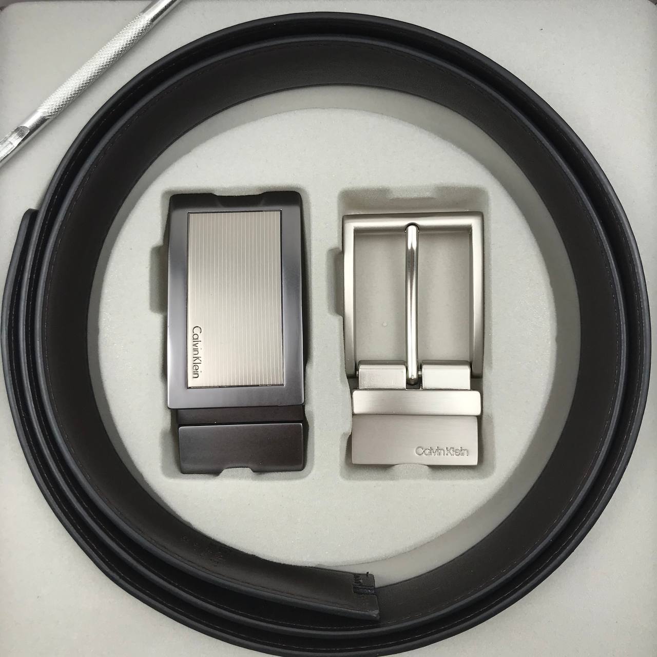 Calvin Klein Reversible Leather Belt Set with Dual Interchangeable Buckles 🖤✨🎁