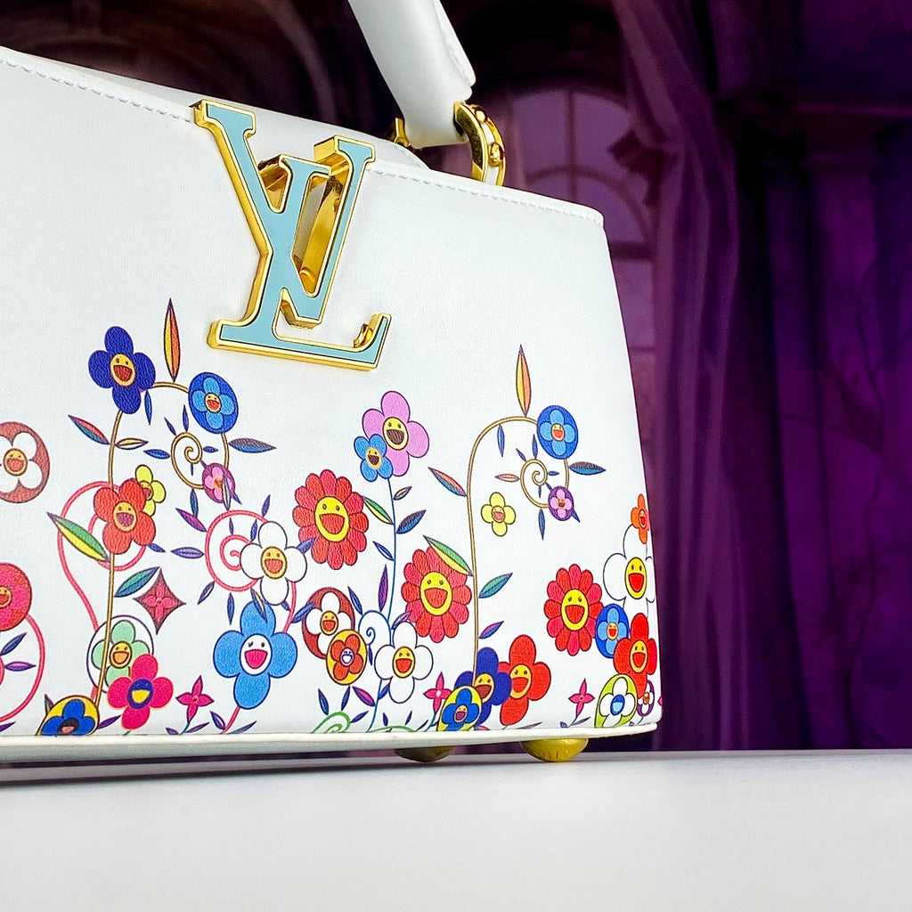 Louis Vuitton Floral Print Handbag with Gold Hardware 🌸👜