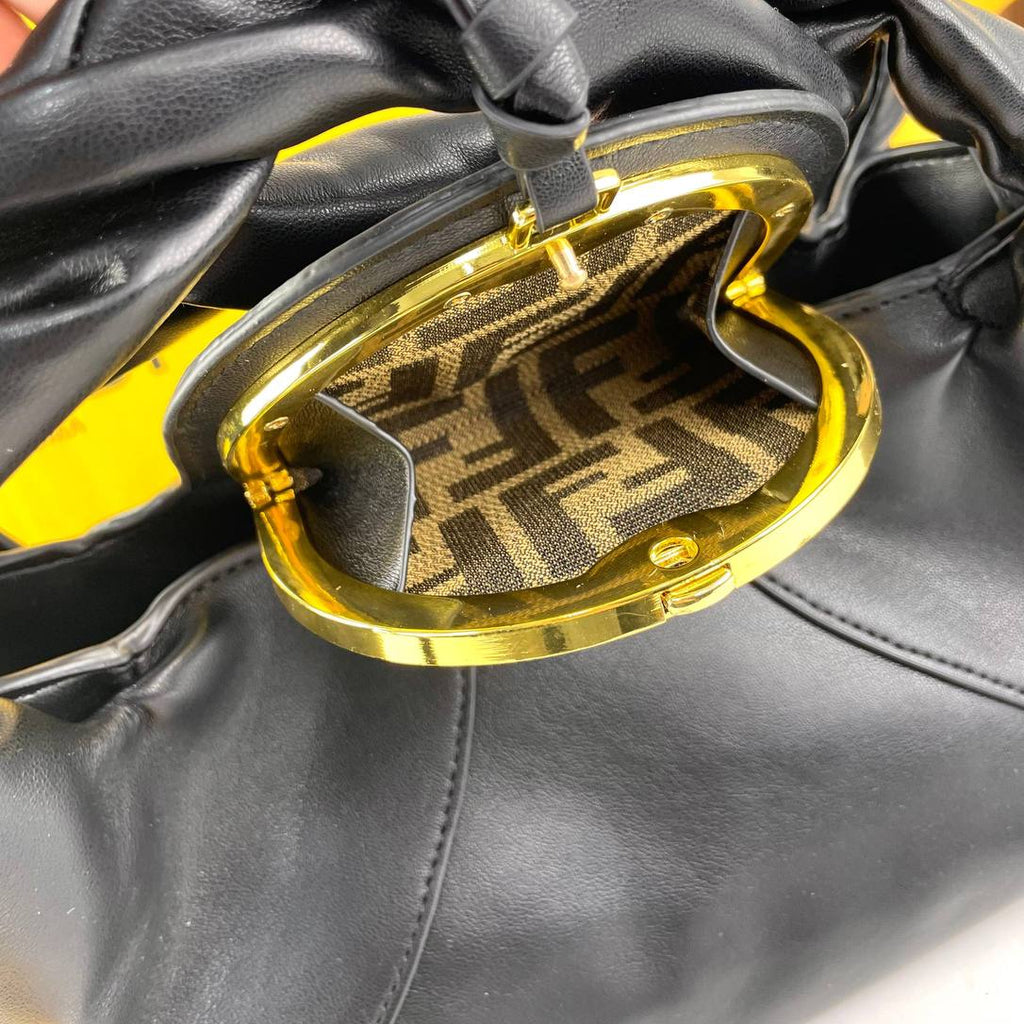 Fendi Beige Monogram Bag 👜🤎 Luxe Carryall