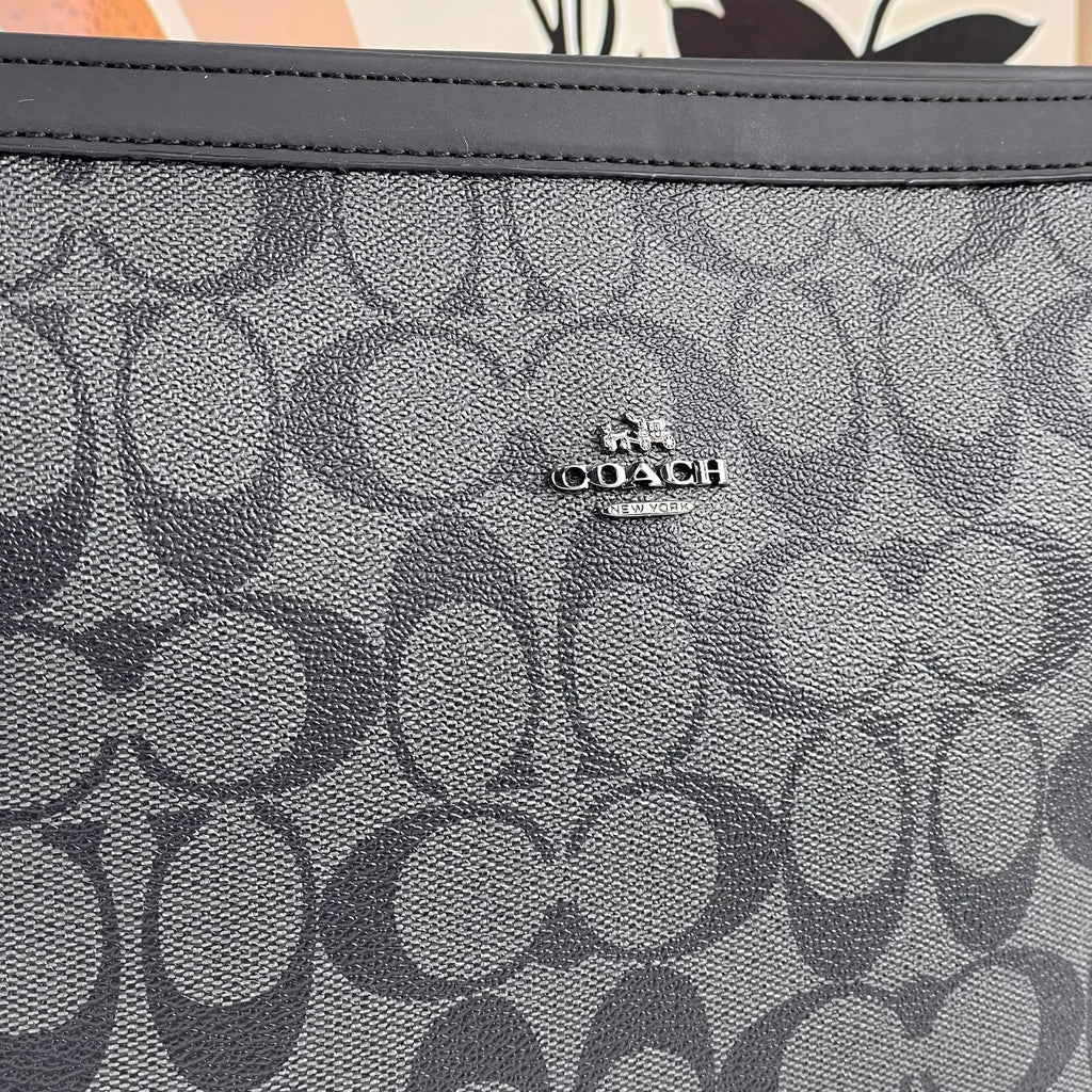 Coach Signature Canvas Toiletry Travel Pouch 💼🤎✨