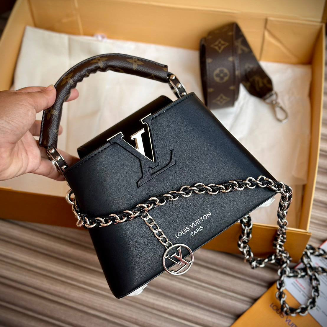 Louis Vuitton Capucines-Style Black Leather Handbag with Monogram Strap 👜🖤✨