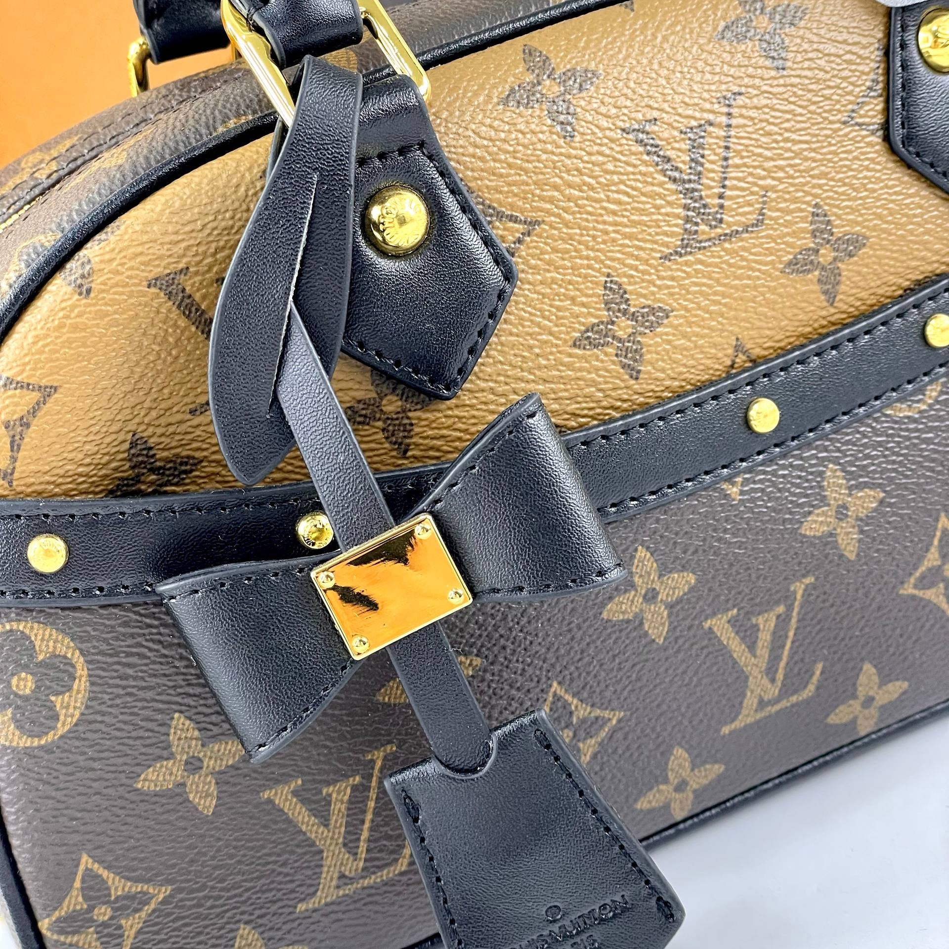Louis Vuitton Monogram Sac Plat Riveting Handbag 👜✨🤎