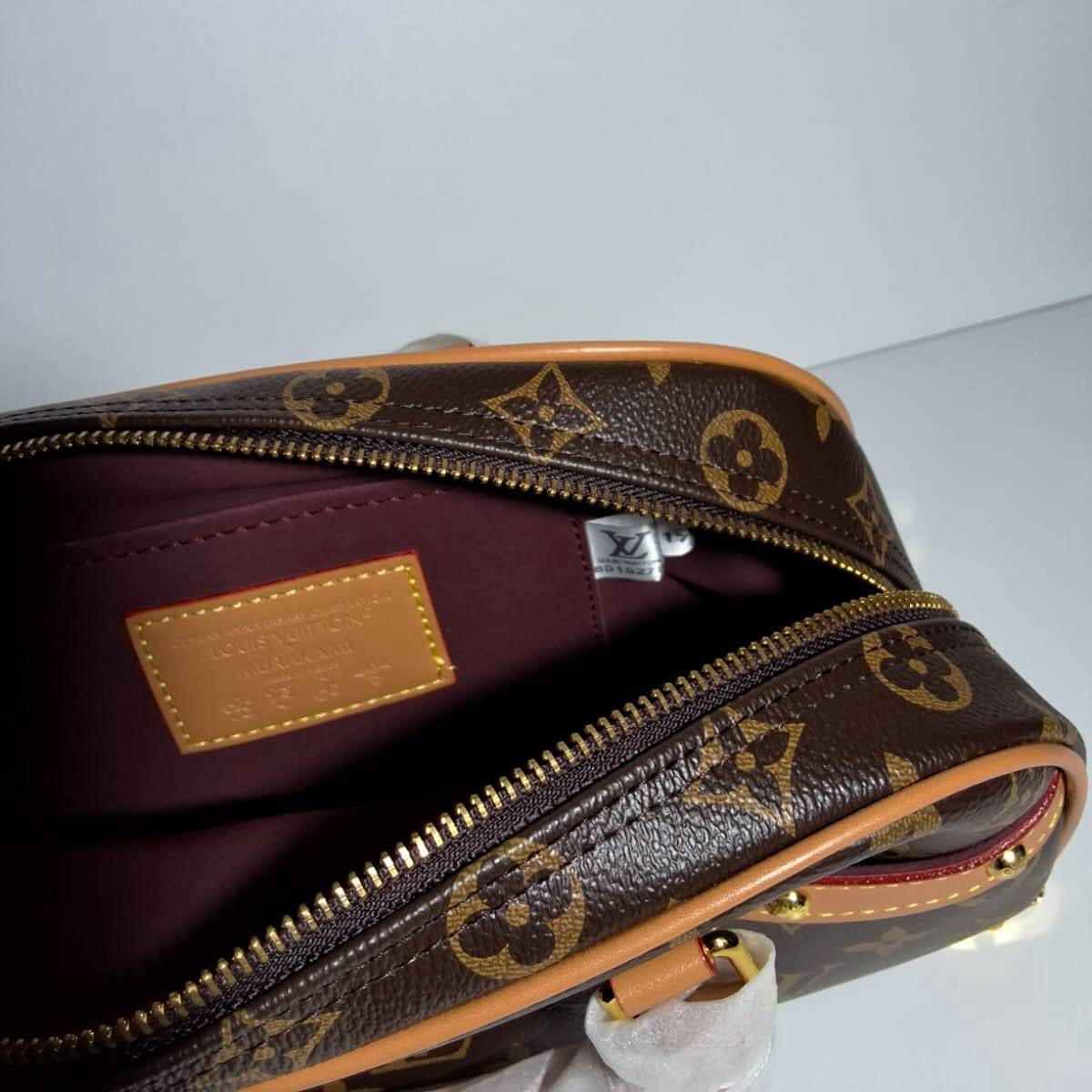 Louis Vuitton Monogram Sac Plat Riveting Handbag 👜✨🤎