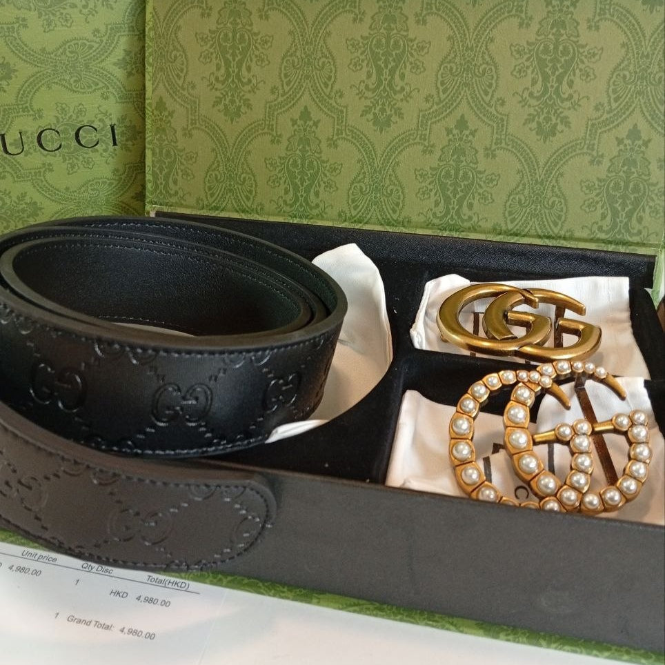 Luxury Black Leather Belt Set with Interchangeable GG Buckles 🖤✨