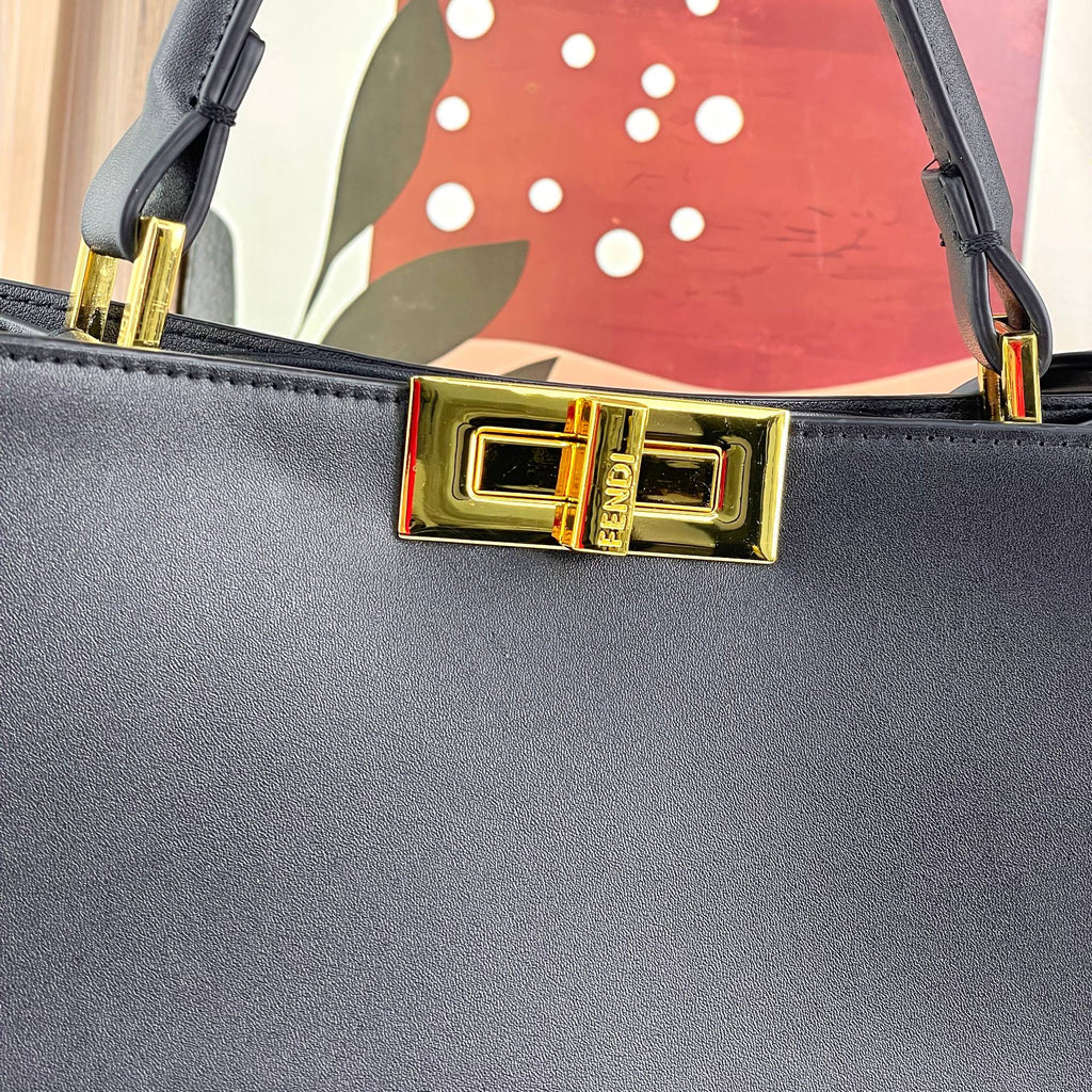 🖤 Fendi Bag: Iconic Style, Timeless Elegance 👜
