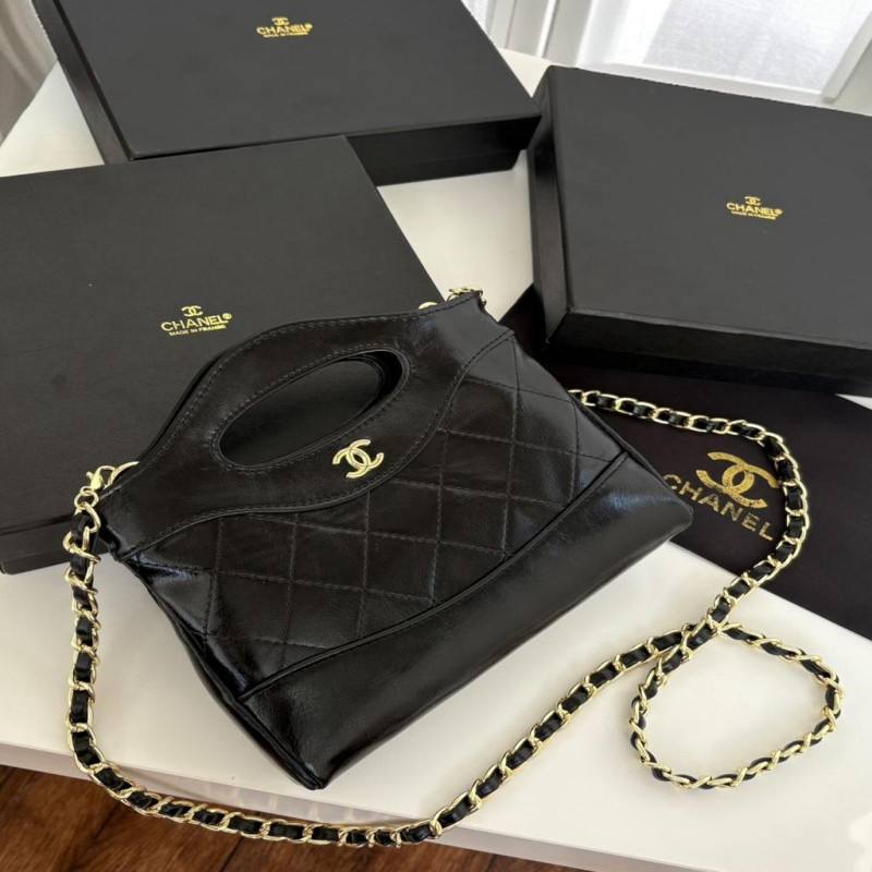 Chanel Tri-Color Flap Bag 💚🖤❤️ With Box