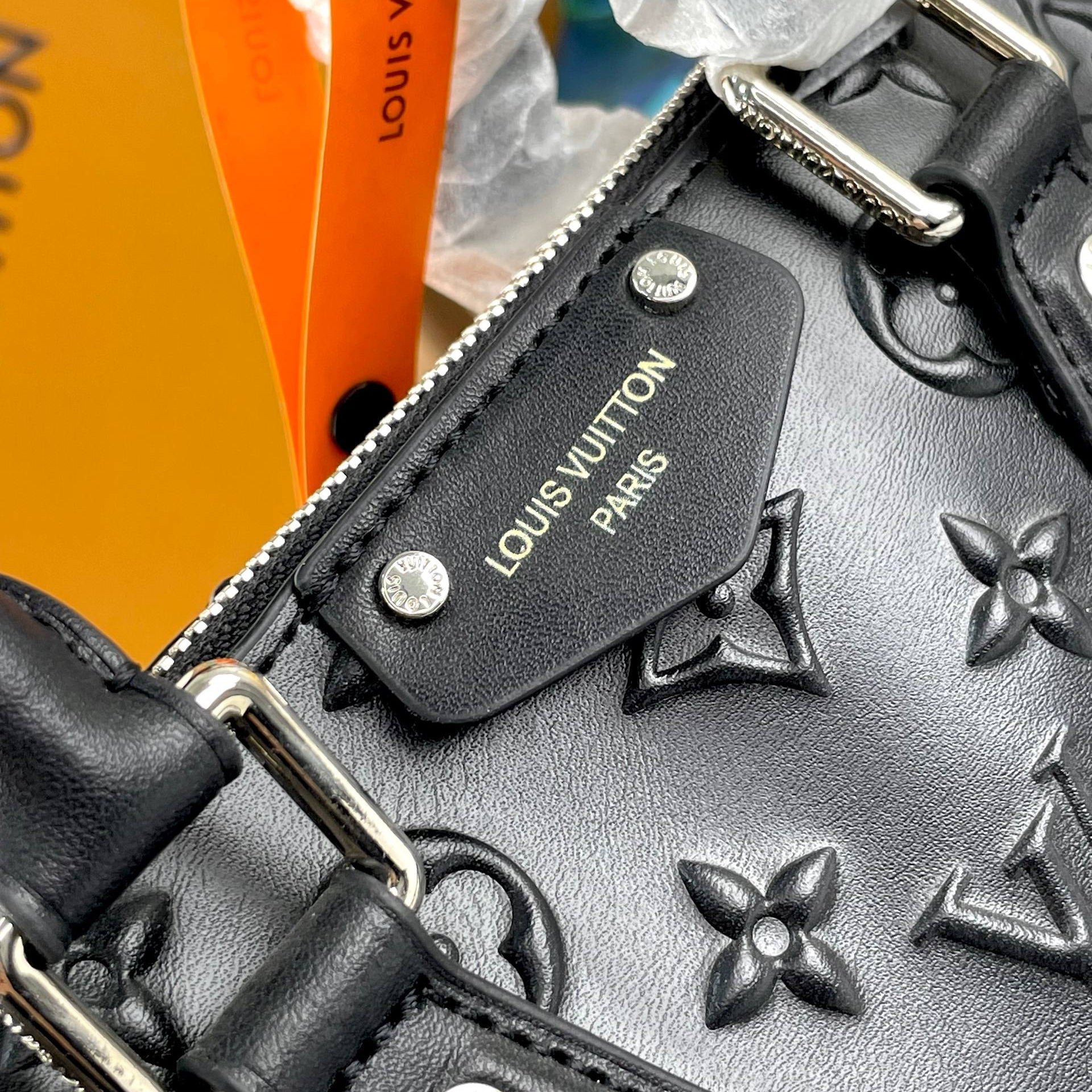 Louis Vuitton Monogram Empreinte Studded Speedy Bandoulière Bag 👜✨🖤