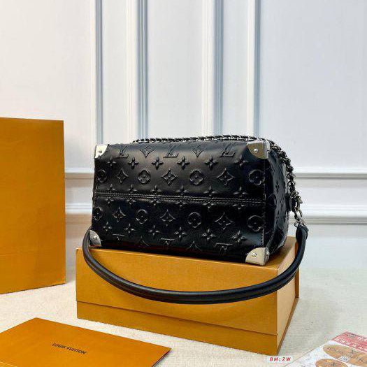Louis Vuitton Monogram Empreinte Studded Speedy Bandoulière Bag 👜✨🖤