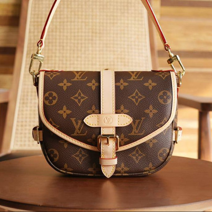 Louis Vuitton Monogram Chantilly Crossbody Bag 👜✨🤎