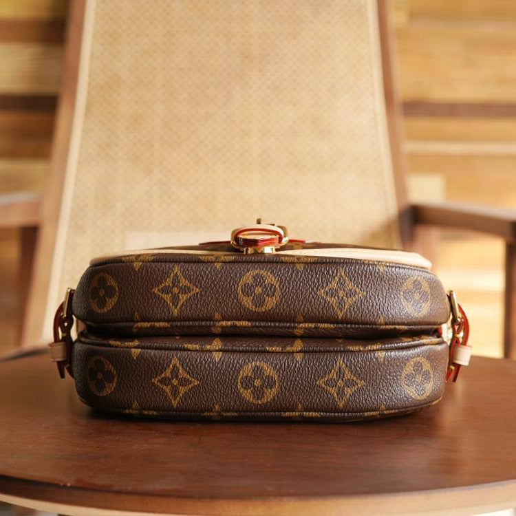 Louis Vuitton Monogram Chantilly Crossbody Bag 👜✨🤎