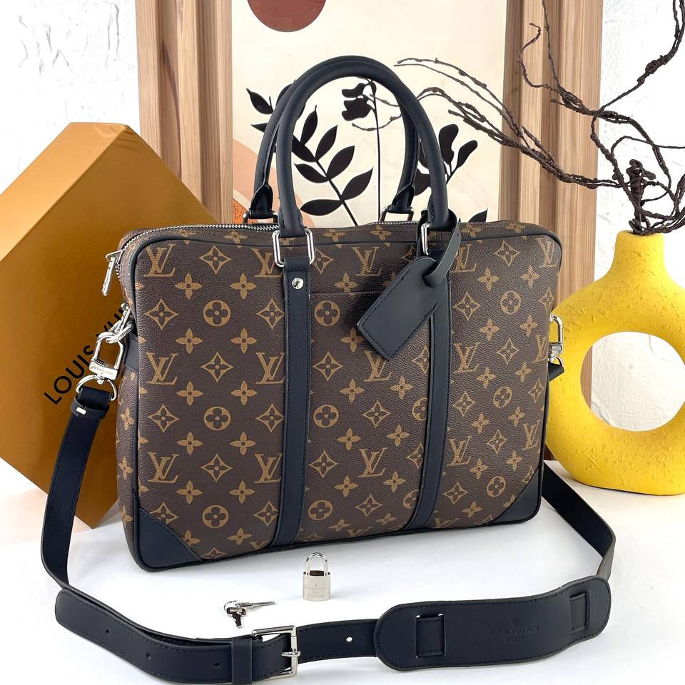 Louis Vuitton Monogram Briefcase with Detachable Strap 💼✨