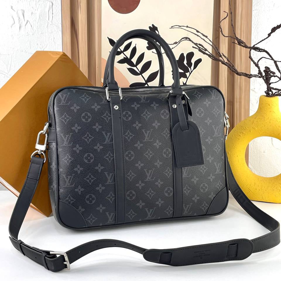 Louis Vuitton Monogram Briefcase with Detachable Strap 💼✨