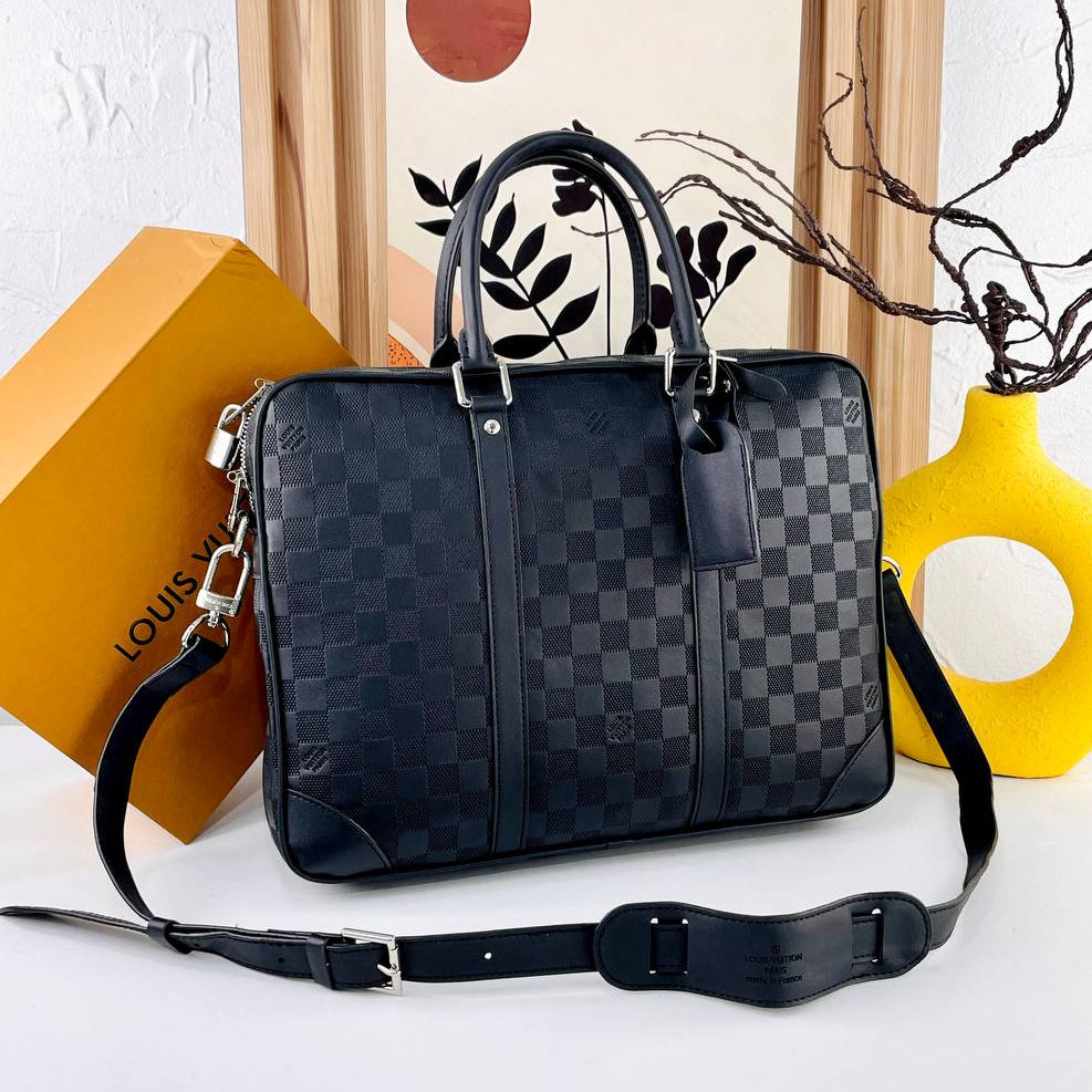 Louis Vuitton Monogram Briefcase with Detachable Strap 💼✨